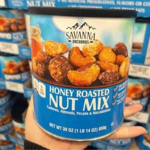 Mix Hạt hỗn hợp tẩm mật ong SAVANNA ORCHARDS Honey Roasted Nut của Mỹ 850g