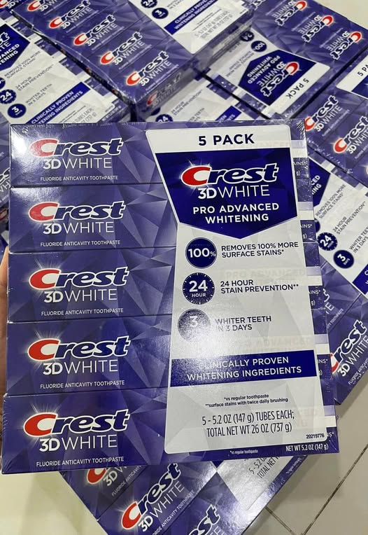 Kem Đánh Răng Crest 3D White Pro Advanced Whitening 147g Của Mỹ