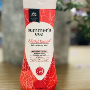 Dung dịch vệ sinh phụ nữ AMBER NIGHTS SUMMER’S EVE  (444ml)  Màu Hồng