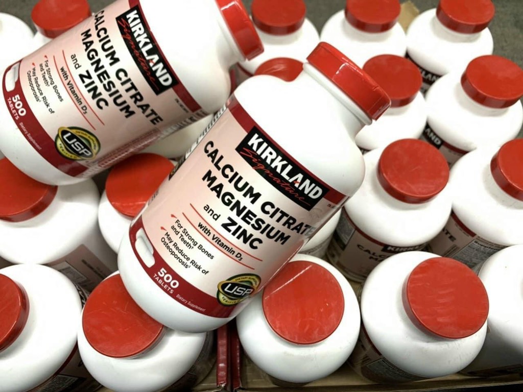 Viên uống canxi Calcium Citrate Magnesium and Zinc Kirkland Hỗ trợ xương khớp 500 viên của Mỹ
